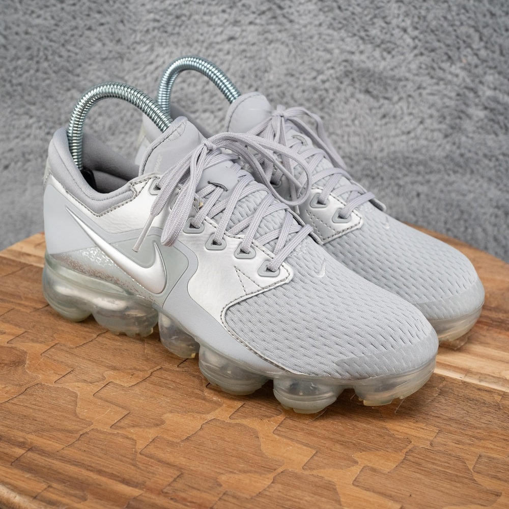 Nike Air Vapormax CS Women's Size 6 Sneakers Wolf Grey Metallic Silver